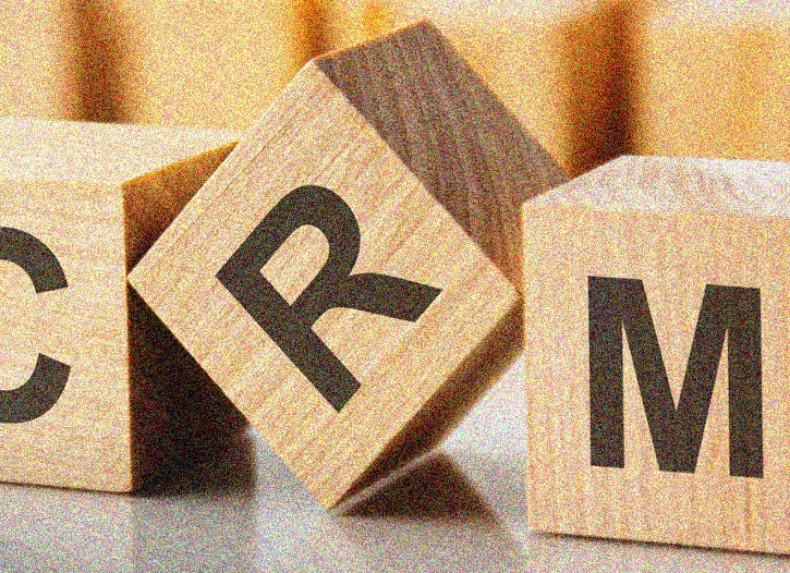 Какую CRM для школы танцев выбрать? На что обратить внимание перед покупкой?